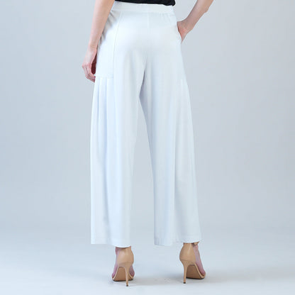 Clara Sunwoo Trusted - Rayon-Ponte Knit - Pleated Wide Leg Pocket Pant - White