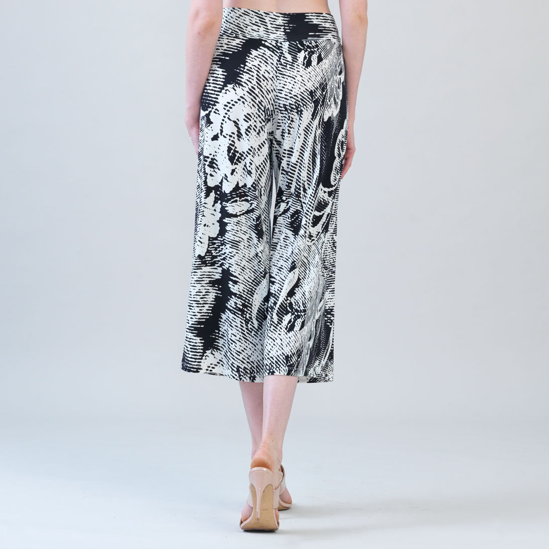 Clara Sunwoo Signature - Signature Modern Gaucho Pant - Abstract Etch