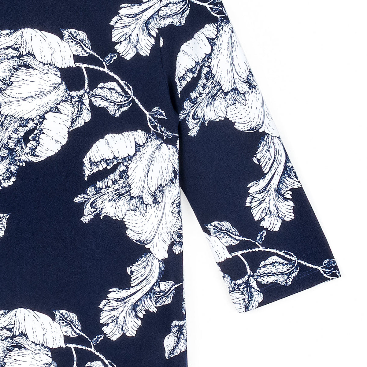 Clara Sunwoo Value - Scoop Neck Half Sleeve Top - Peony Blossom