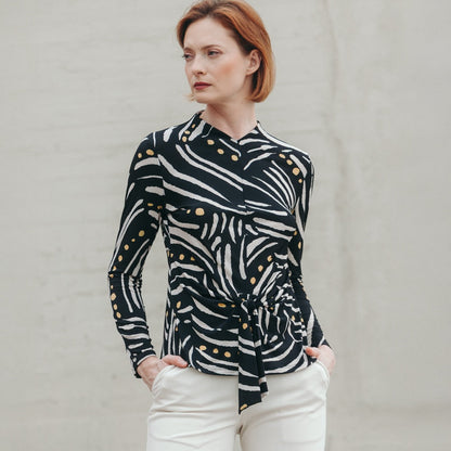 Clara Sunwoo Recommended - Center Front Tie Top - Dots & Stripes