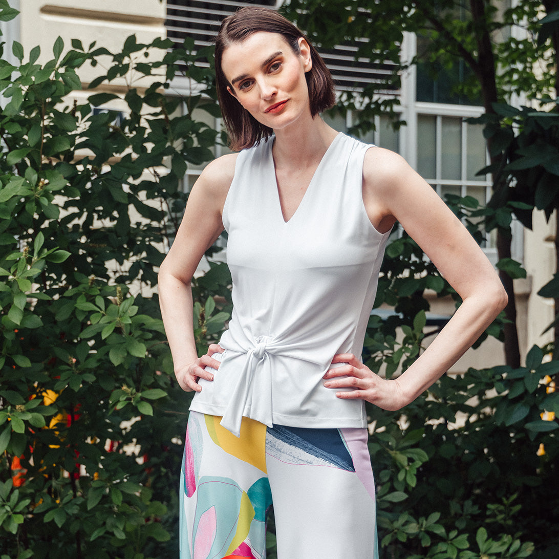 Clara Sunwoo Hot Sale - Sleeveless V-Neck Center Front Tie Top - White