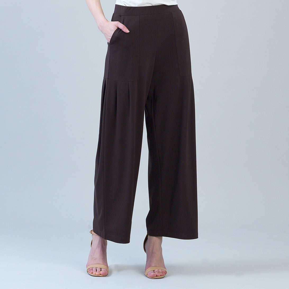 Clara Sunwoo Essential - Rayon-Ponte Knit - Pleated Wide Leg Pocket Pant - Brown