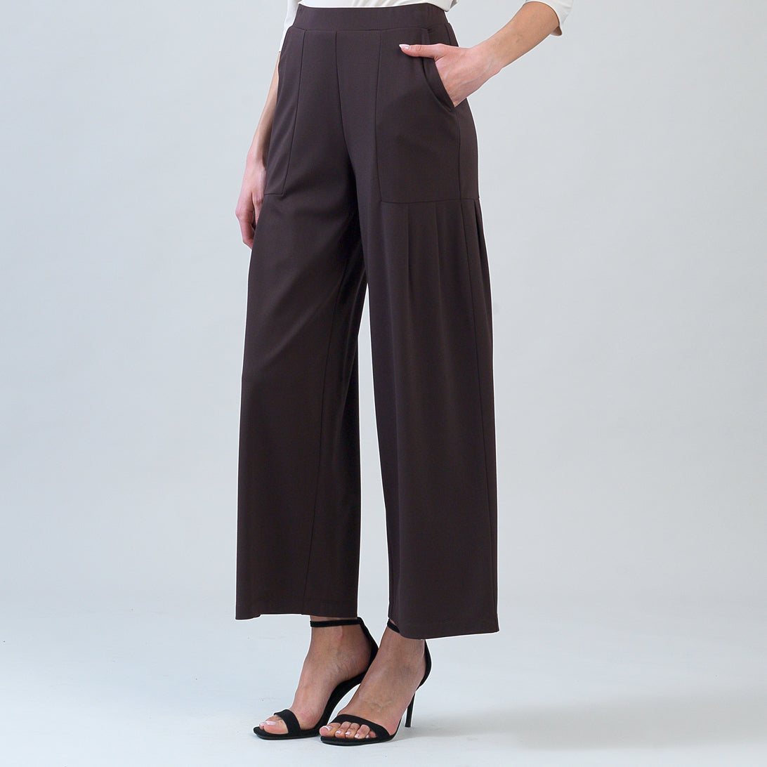 Clara Sunwoo Essential - Rayon-Ponte Knit - Pleated Wide Leg Pocket Pant - Brown