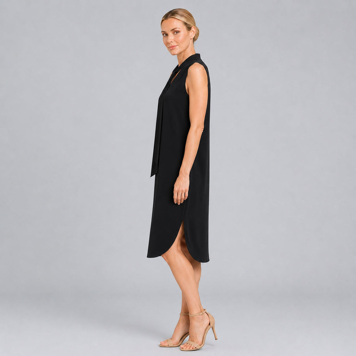 Clara Sunwoo Quality - V-Neck Tie Midi Dress - Black