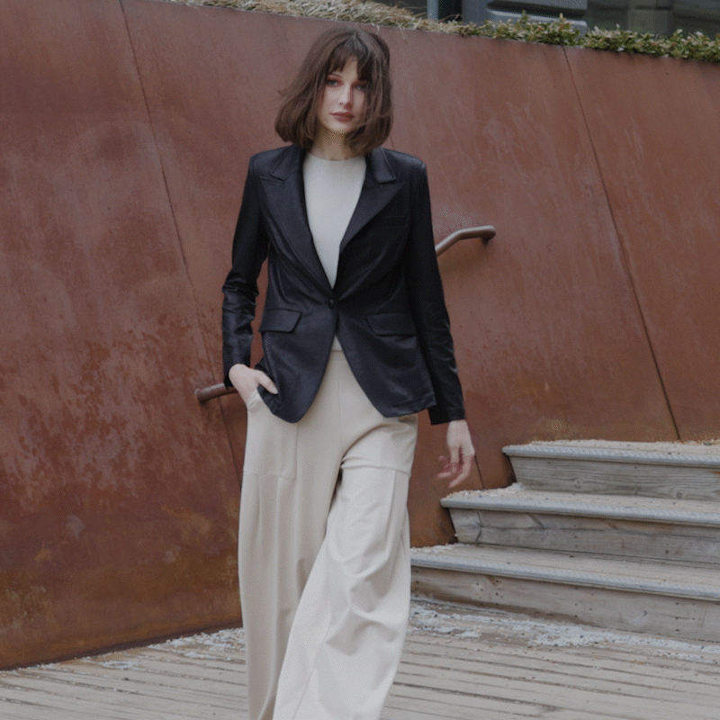 Clara Sunwoo Trending - Liquid Leather™ Signature Pocket Blazer - Black