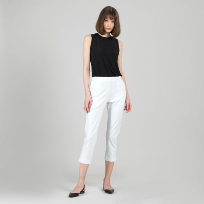 Clara Sunwoo Quality - Rayon-Ponte Knit - Pull-On Pocket Capri - White - Final Sale