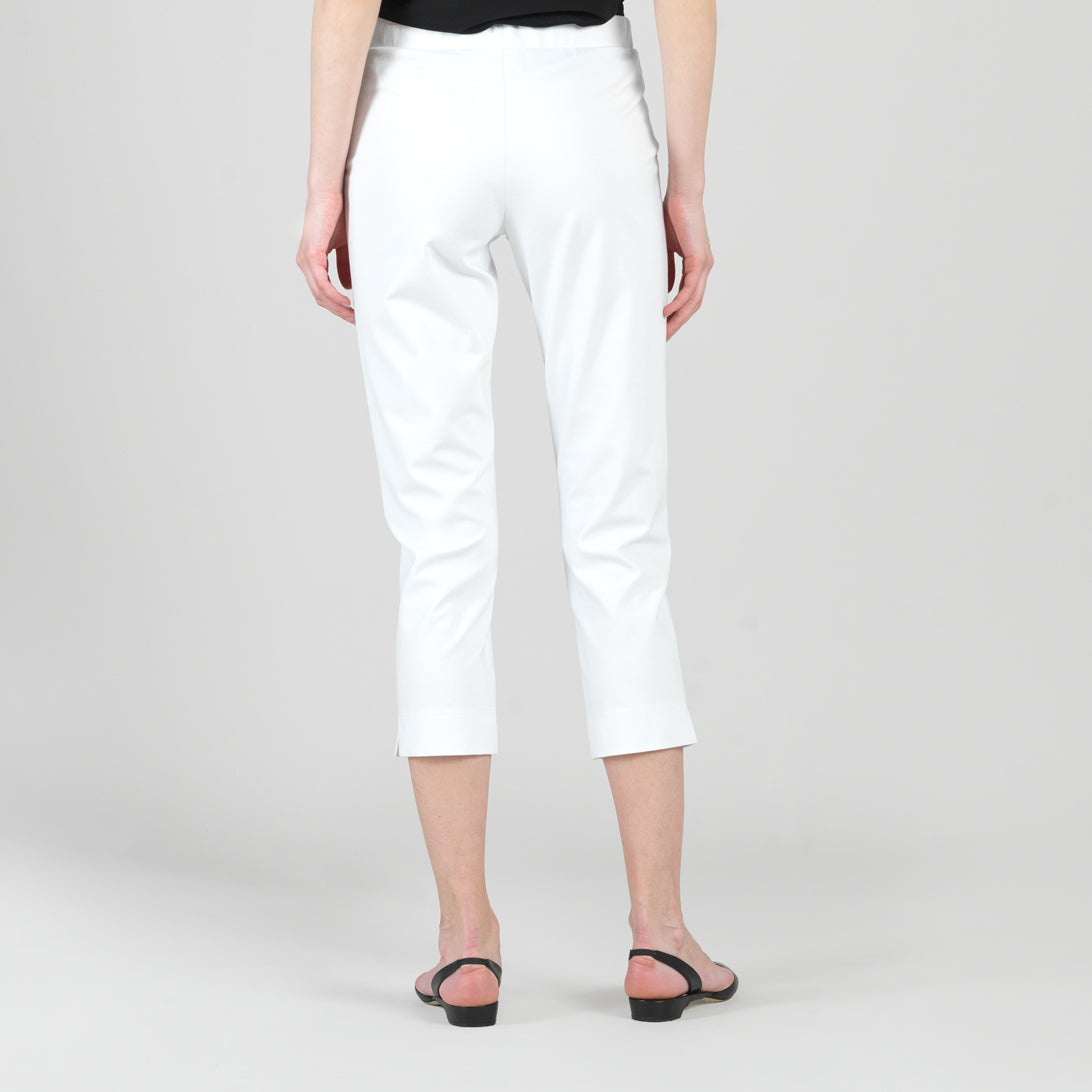 Clara Sunwoo Quality - Rayon-Ponte Knit - Pull-On Pocket Capri - White - Final Sale