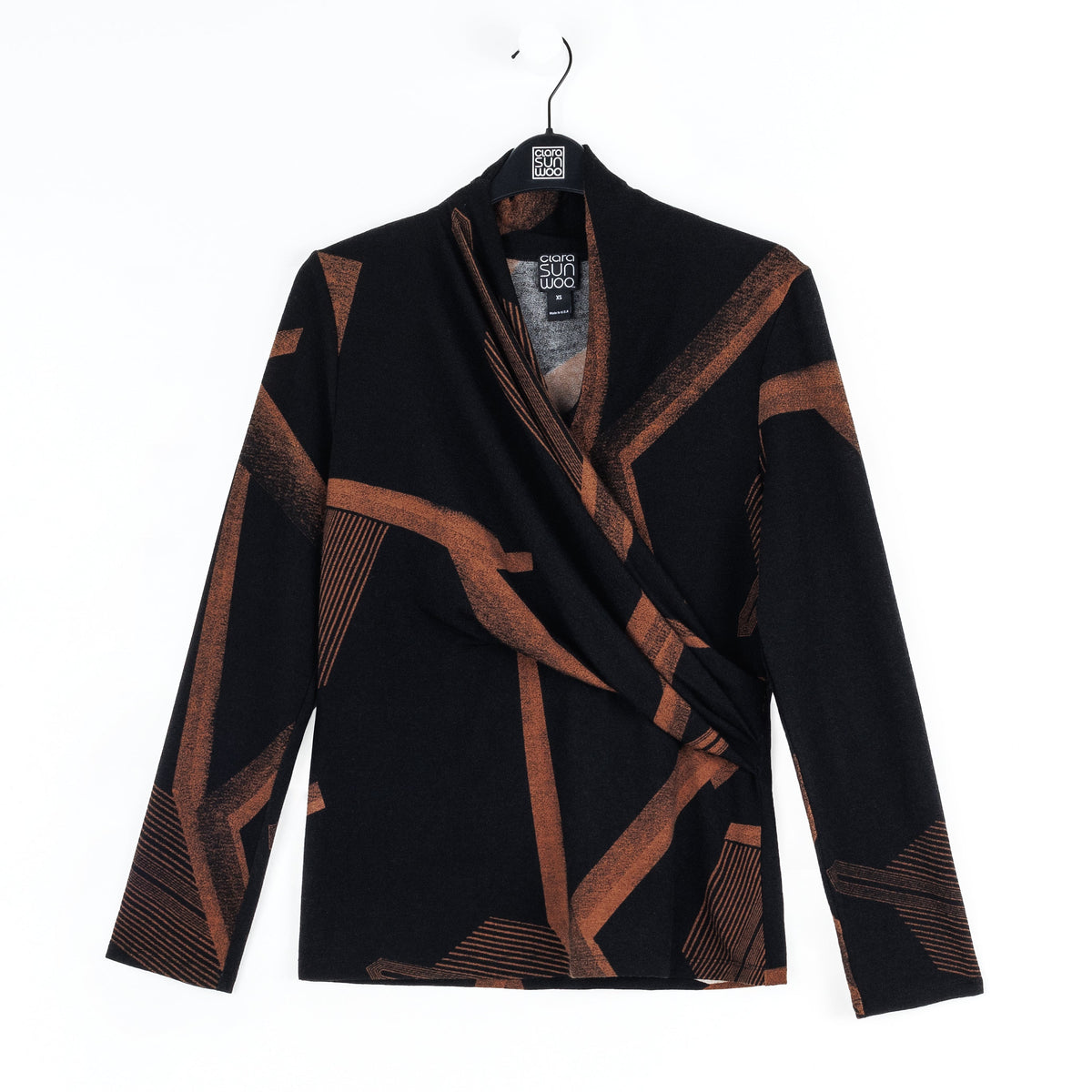 Clara Sunwoo Recommended - Lightweight Cozy - V-Neck Draped Pleat Sweater Top - Linear Geo