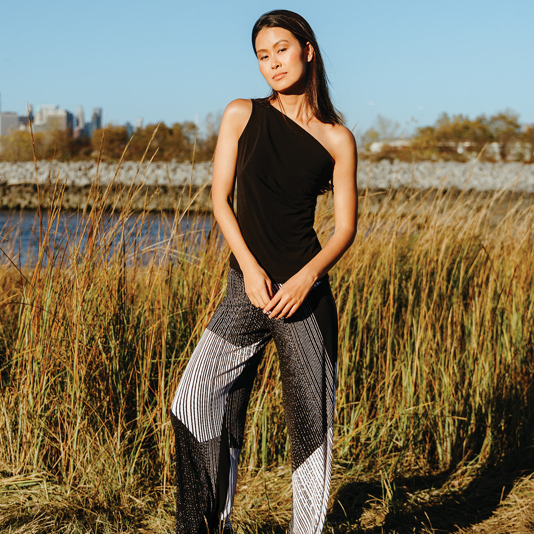 Clara Sunwoo Trusted - One Shoulder Top - Black - Final Sale!