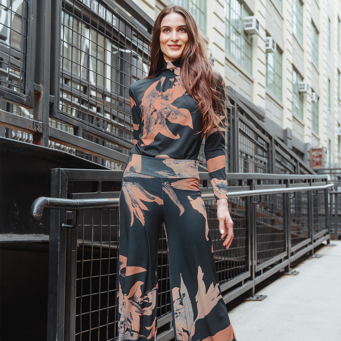 Clara Sunwoo Quality - Mock Neck Pleated Detail Top - Abstract Lily - Final Sale